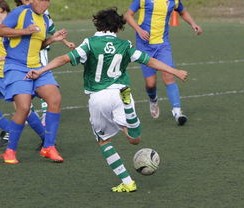 爱游戏app -Ning巅峰对决，C罗与90激战中国队分钟，逆转胜负难料！