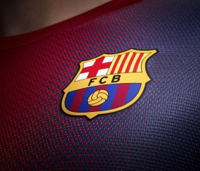 爱游戏app -字母哥在TES比赛中出色防守，逆转引发热议！